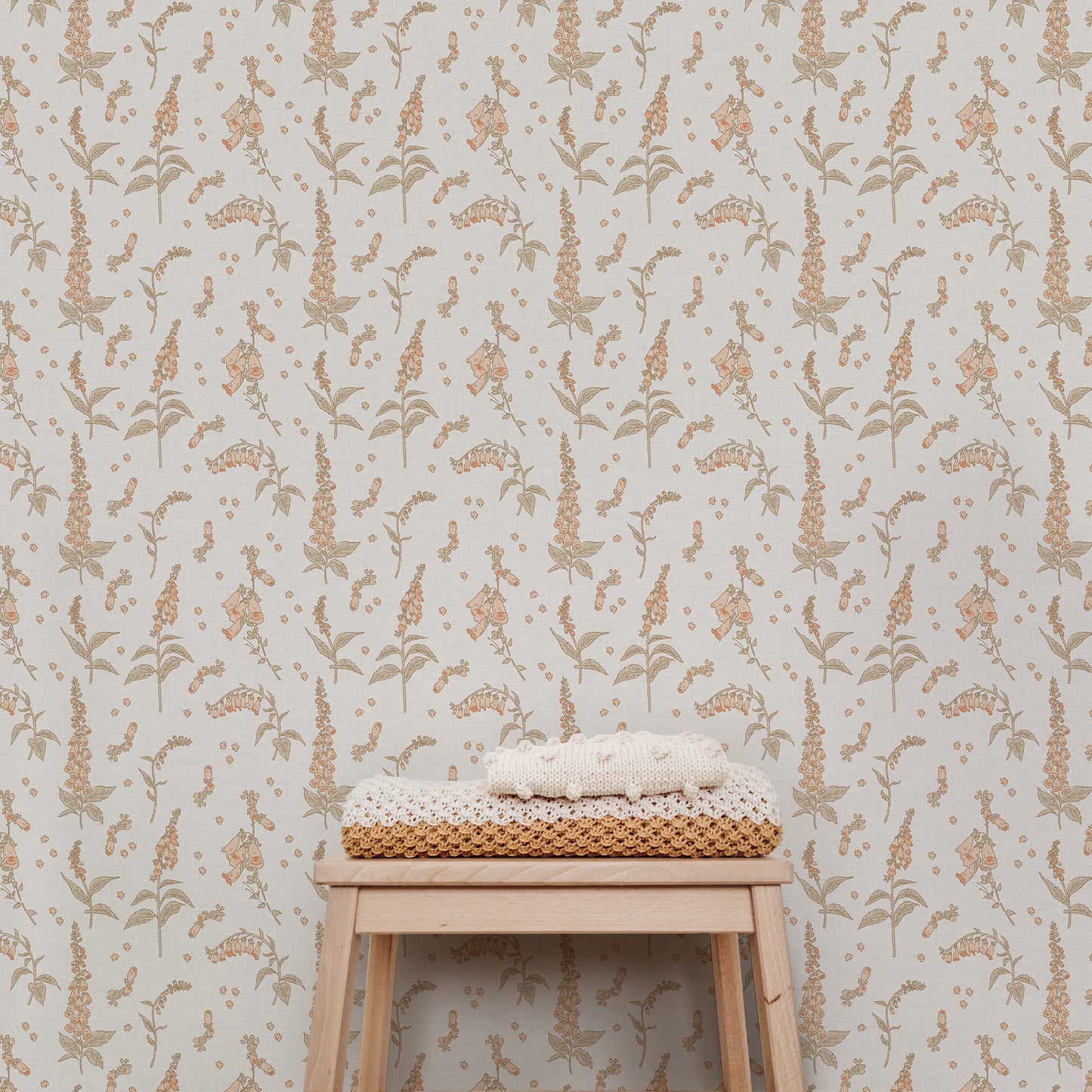 Enliven the spirit of any space with this gorgeous Foxgloves Wallpaper - Soft Gray! Its delicate botanical design will bring a touch of feminine charm & character to your walls.