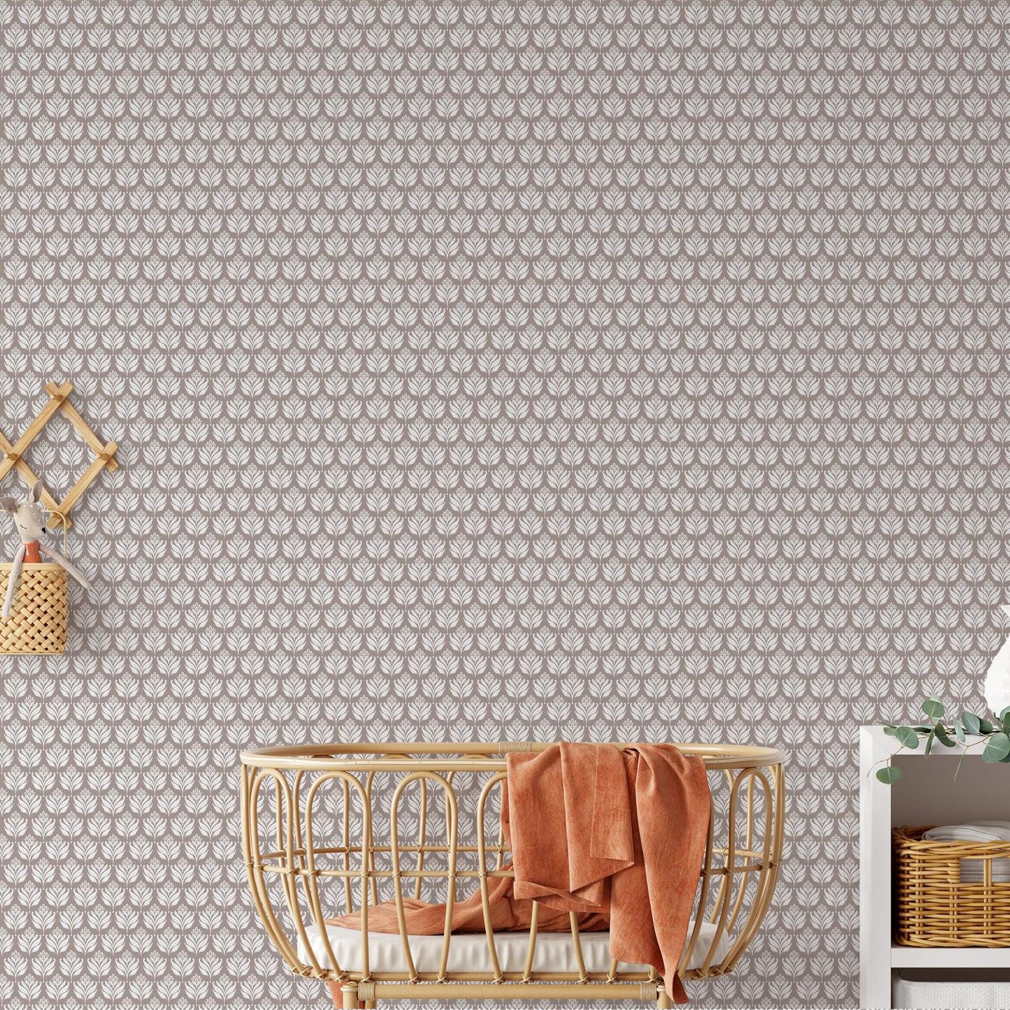 Elegant Leaves Wallpaper - Milk Chocolate